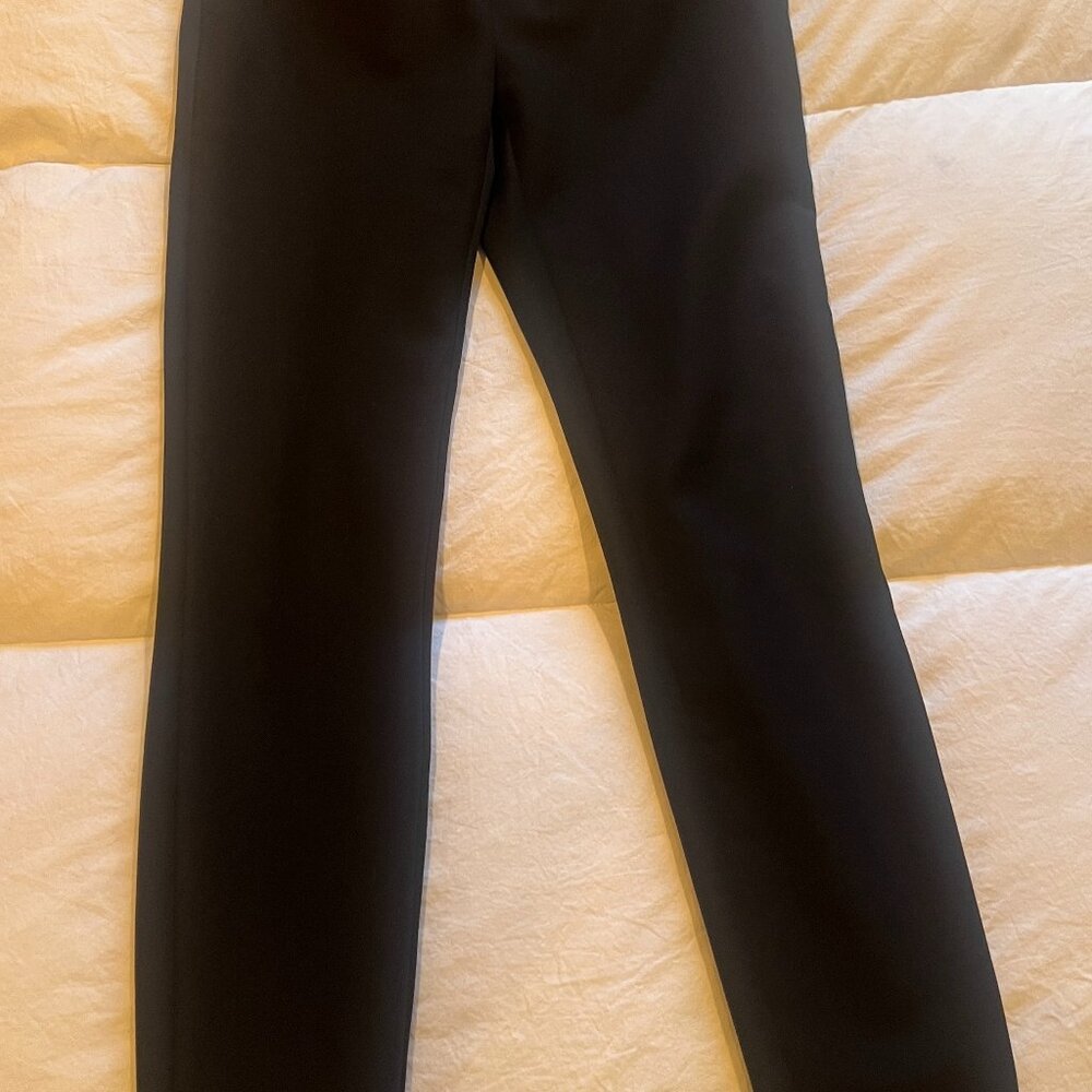 Black dress pants from White House Black Market, Size 00, Skinny fit.